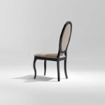 Silla de madera tapizada